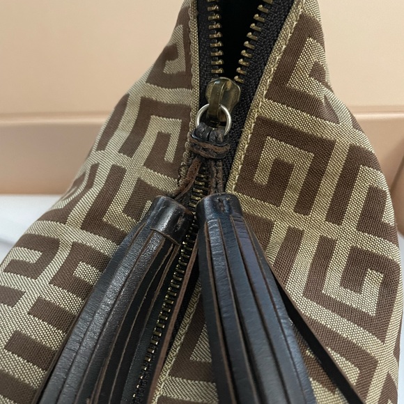 SoldâAuthentic GIVENCHY Cut Monogram Shoulder Bag - Picture 12 of 16